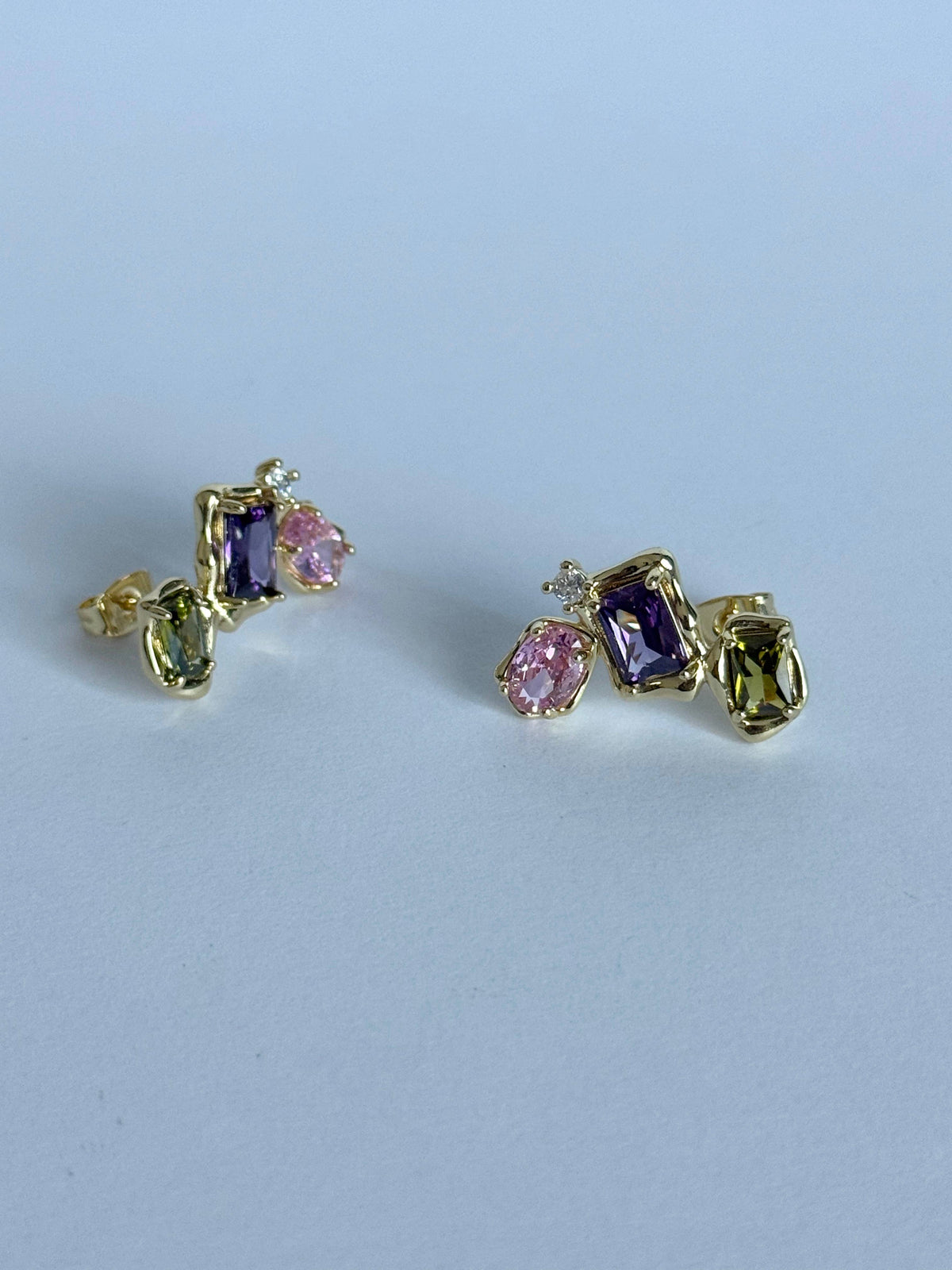 Arco Stud Earrings