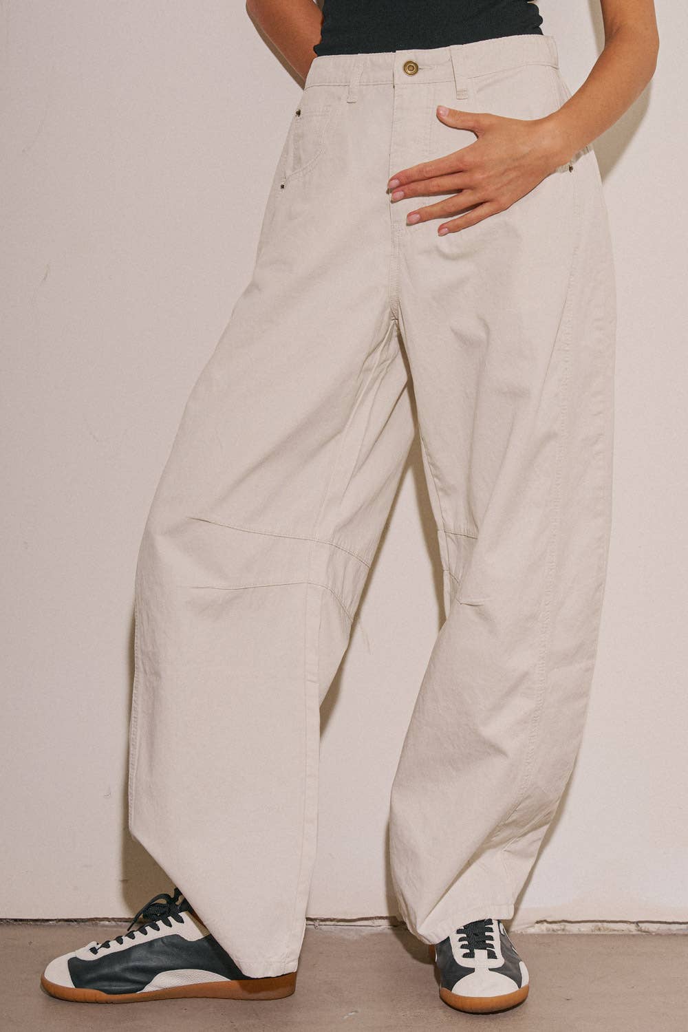 Alma Cotton Barrel Pants