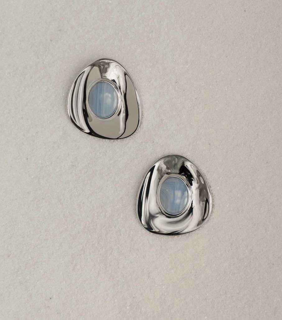 Hunter Statement Studs